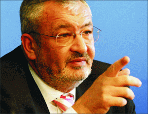 Sebastian Vlădescu, ministrul Finanţelor Publice Sebastian Vlădescu, ministrul Finanţelor Publice
